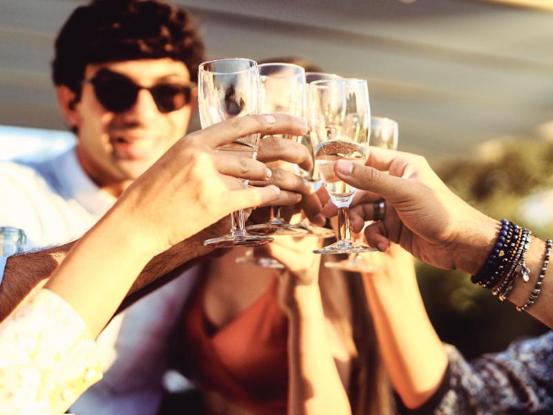 How a Premier Rooftop Bar Experience Changes Everything